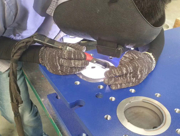 釬焊板式換熱器常見(jiàn)故障類(lèi)型有哪些？如何維修？